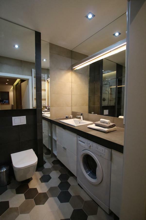 Apartament "Park Lotnikow" Красков Екстериор снимка