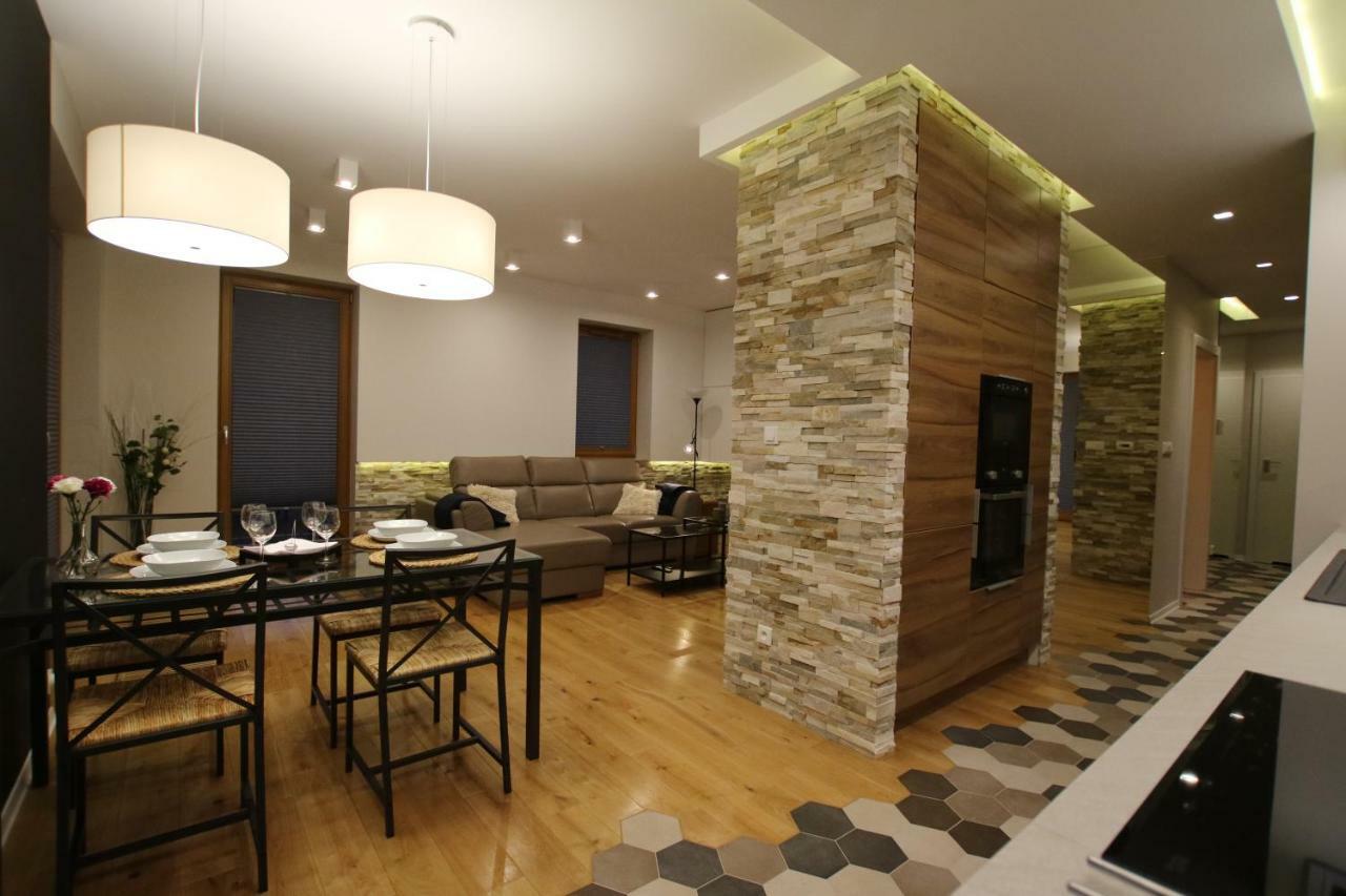 Apartament "Park Lotnikow" Красков Екстериор снимка
