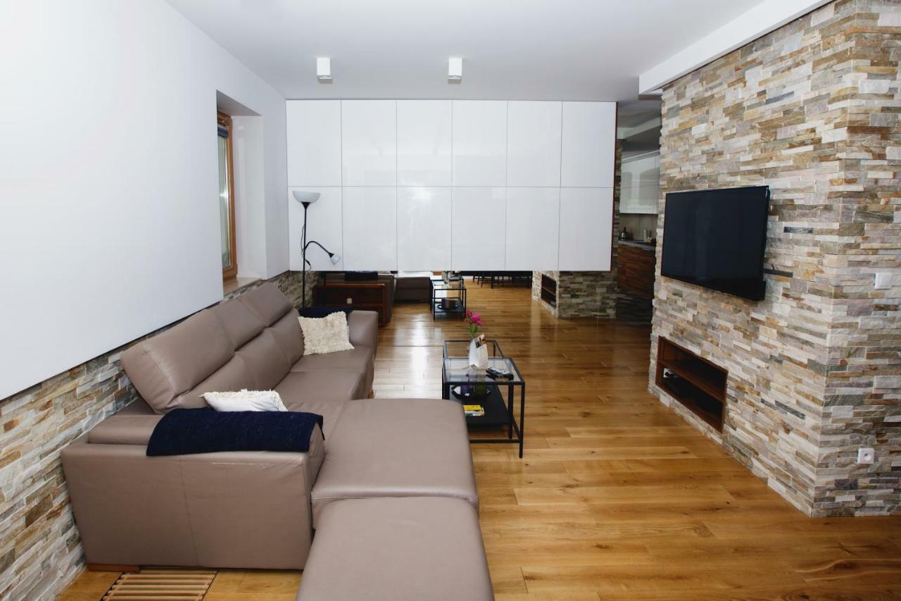 Apartament "Park Lotnikow" Красков Екстериор снимка